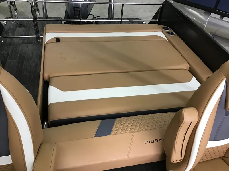 Slide: The Image of Viaggio DIAMANTE S 23 TRITOON 2023 - 20