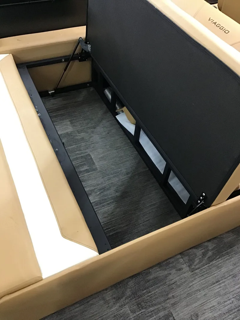 Slide: The Image of Viaggio DIAMANTE S 23 TRITOON 2023 - 24