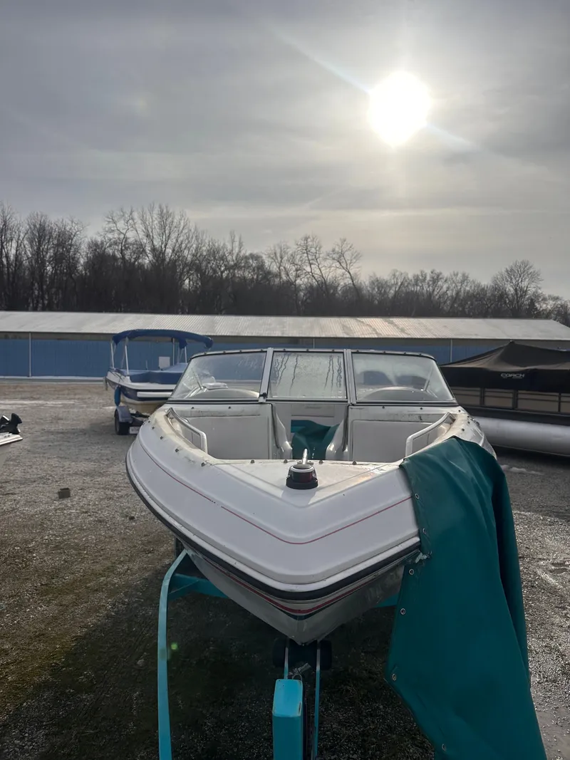 Slide: The Image of Rinker 190 CAPTIVA (175 HP MCM) 1994 - 10