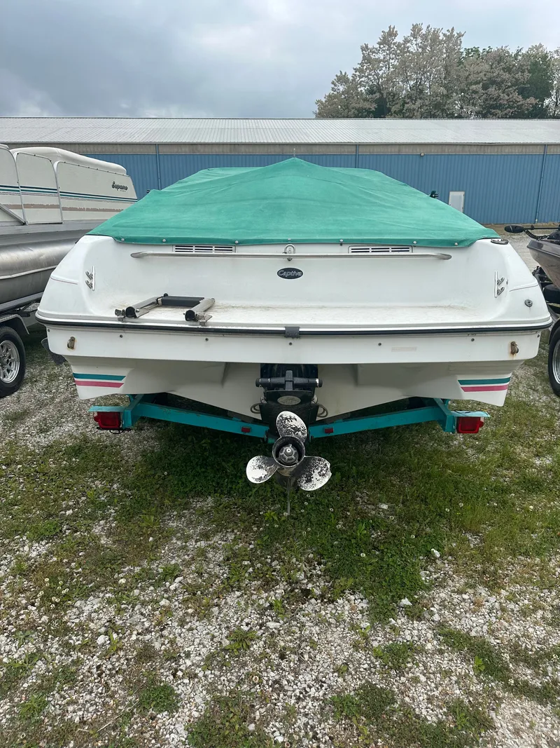 Slide: The Image of Rinker 190 CAPTIVA (175 HP MCM) 1994 - 5