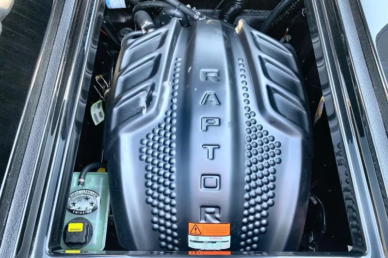 Slide: The Image of 2026 Moomba Mojo engine featuring Raptor branding and super ultra-low emissions. - 20