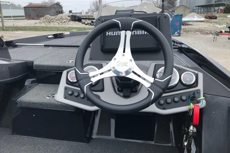 Slide: The Image of Steering wheel and dashboard of 2022 Ranger Z185 boat with Humminbird electronics. - 29