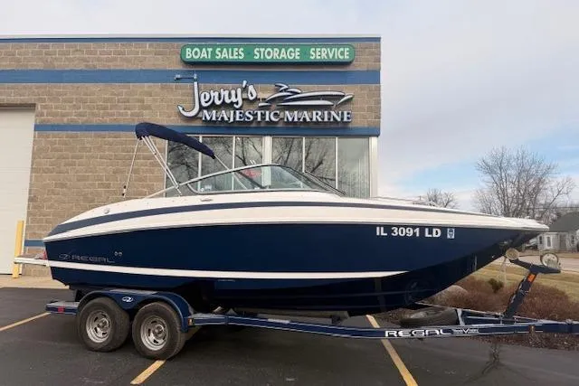 The Image of 2012 Regal 24 FasDeck boat on trailer at Jerry's Majestic Marine dealership. - 0