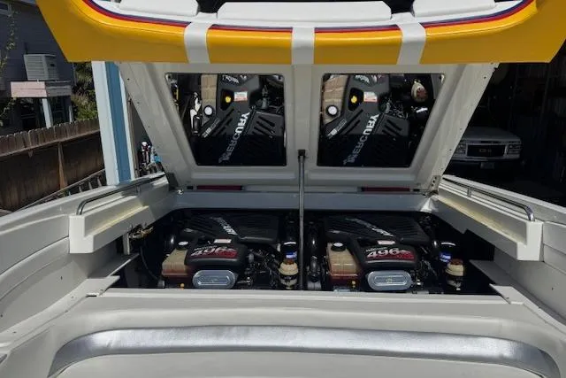 Slide: The Image of 2007 Formula 353 FASTech boat engine compartment with twin 496 MAG engines. - 32