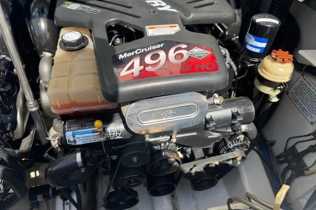 Slide: The Image of MerCruiser 496 MAG HO engine in 2007 Formula 353 FASTech boat. - 33