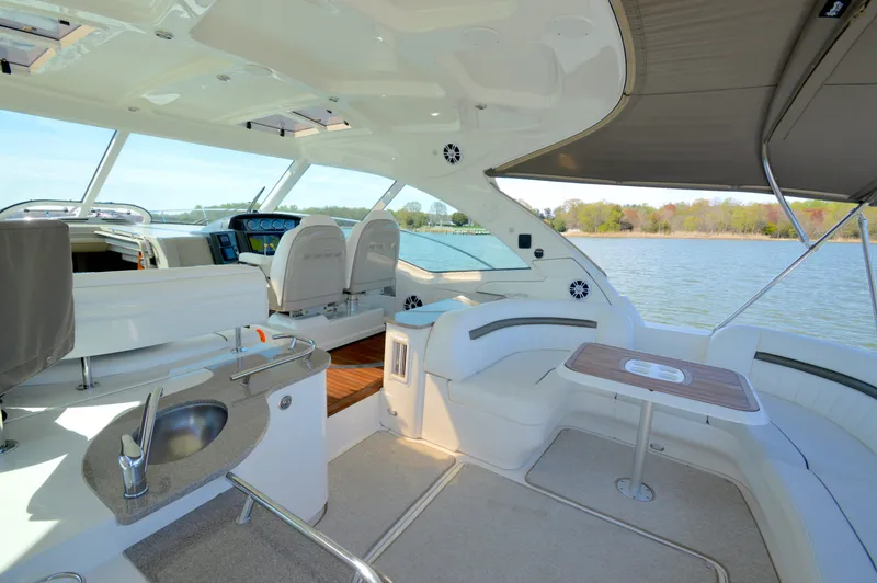 Slide: The Image of Sea Ray 48 Sundancer 2006 - 22