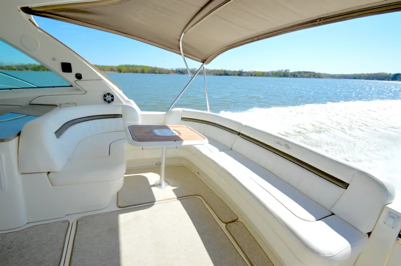 Slide: The Image of Sea Ray 48 Sundancer 2006 - 24