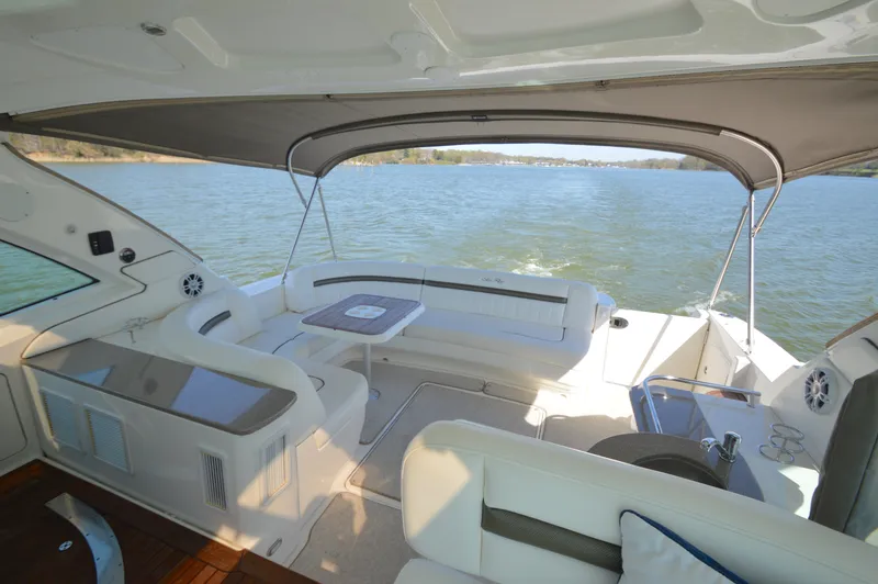 Slide: The Image of Sea Ray 48 Sundancer 2006 - 25