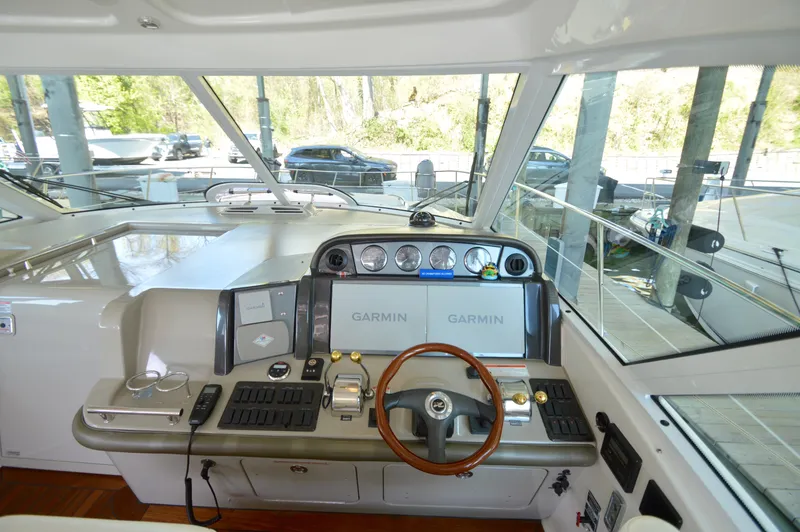 Slide: The Image of Sea Ray 48 Sundancer 2006 - 28