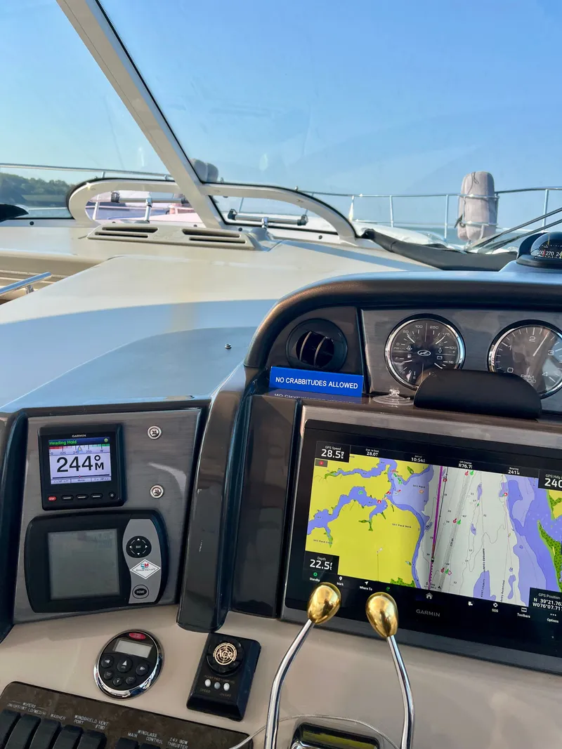 Slide: The Image of Sea Ray 48 Sundancer 2006 - 33