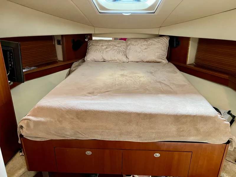 Slide: The Image of Sea Ray 48 Sundancer 2006 - 44