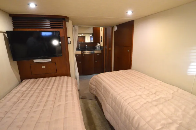 Slide: The Image of Sea Ray 48 Sundancer 2006 - 55