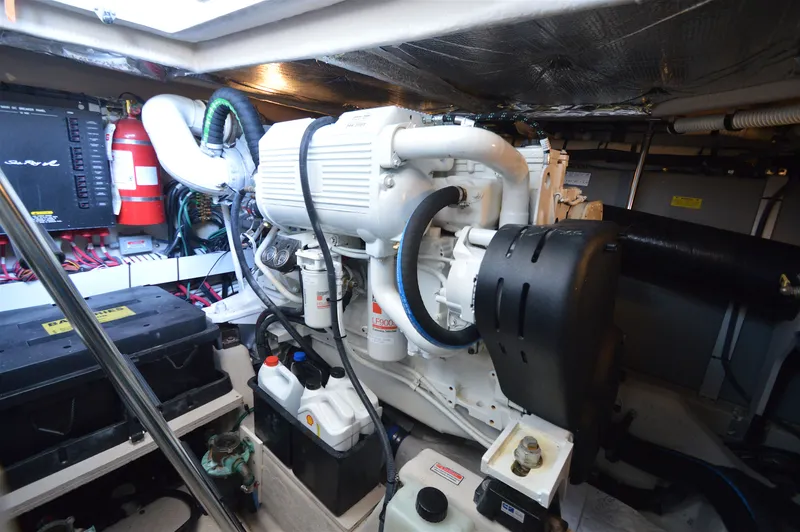 Slide: The Image of Sea Ray 48 Sundancer 2006 - 65