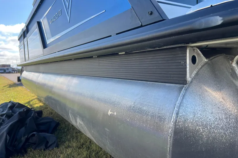 Slide: The Image of 2022 Viaggio Diamante Q pontoon boat, side view, showcasing sleek design and sturdy construction. - 15