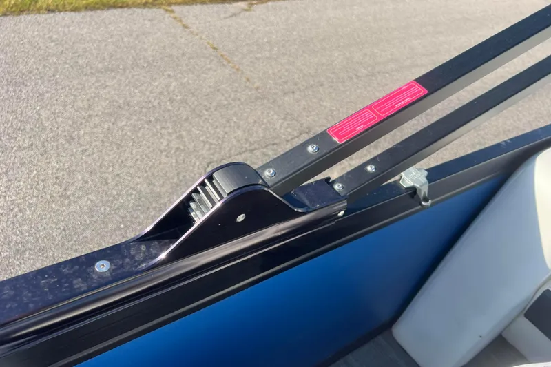 Slide: The Image of Close-up of Viaggio Diamante Q 2022 boat railing mechanism on a sunny day. - 42