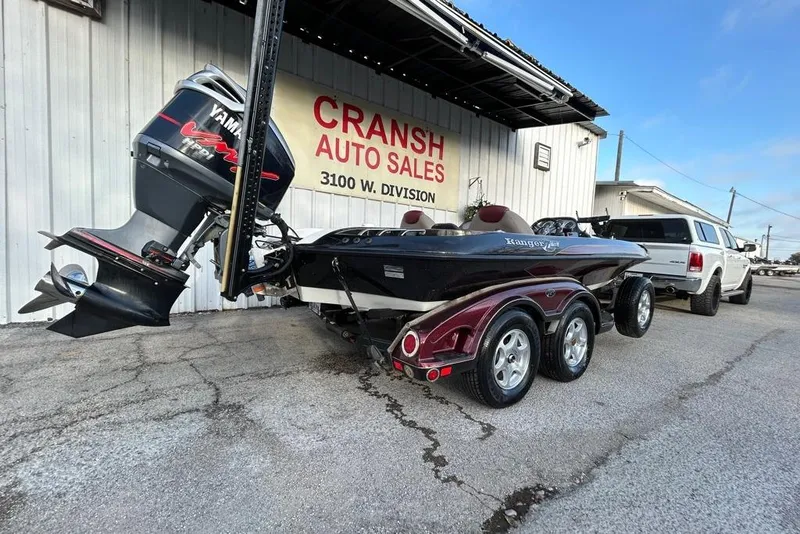 Slide: The Image of 2006 Ranger Z19 Comanche boat with Yamaha motor at Cransh Auto Sales. - 8