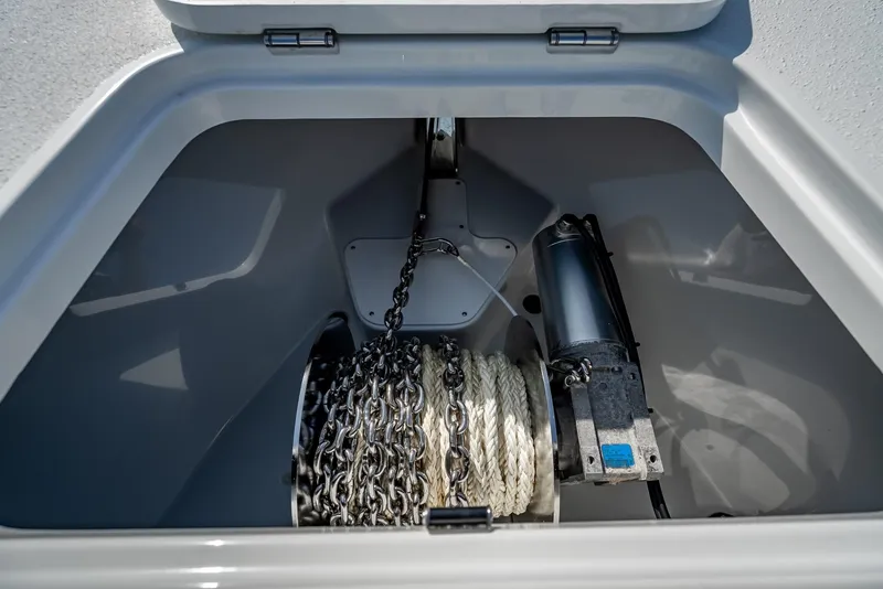 Slide: The Image of Yellowfin 54 Offshore 2023 - 110