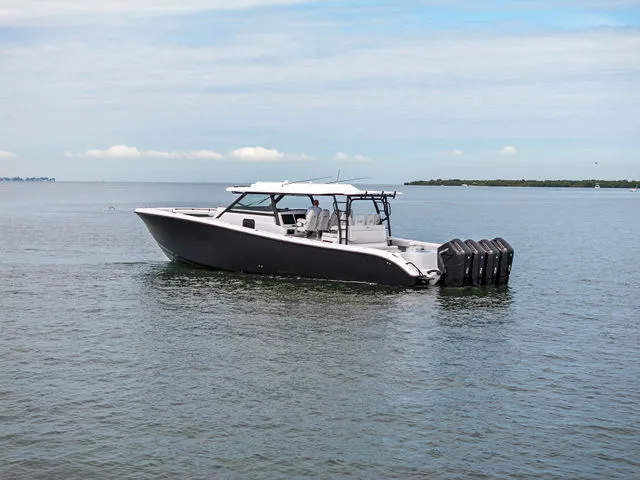 Slide: The Image of Yellowfin 54 Offshore 2023 - 118