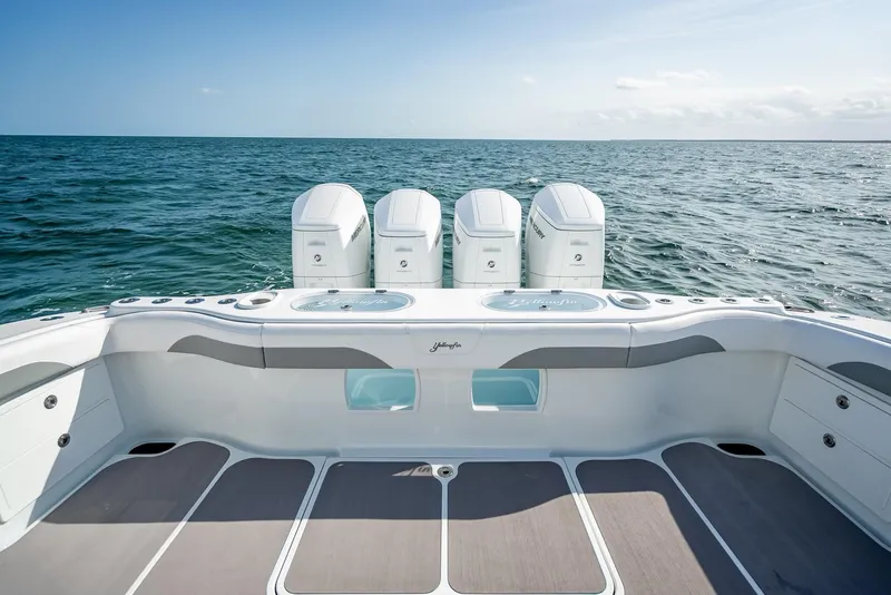 Slide: The Image of Yellowfin 54 Offshore 2023 - 61