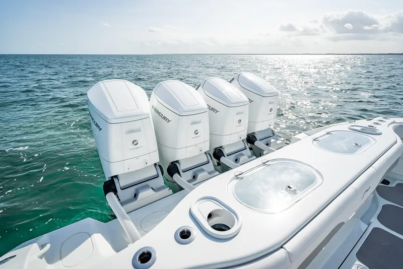 Slide: The Image of Yellowfin 54 Offshore 2023 - 75