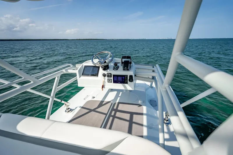 Slide: The Image of Yellowfin 54 Offshore 2023 - 88