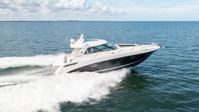 Slide: The Image of Sea Ray 260 Sundeck 2011 - 25
