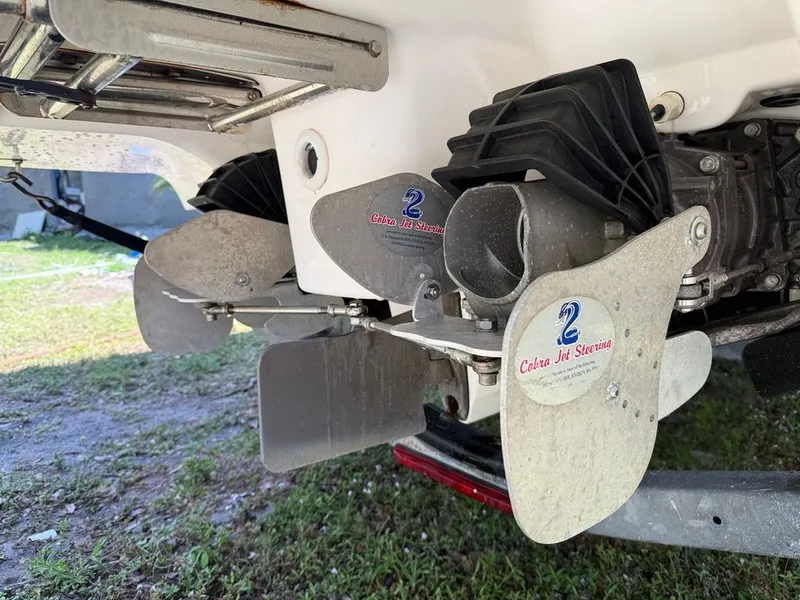 Slide: The Image of Yamaha 242 Limited SE 2018 - 28