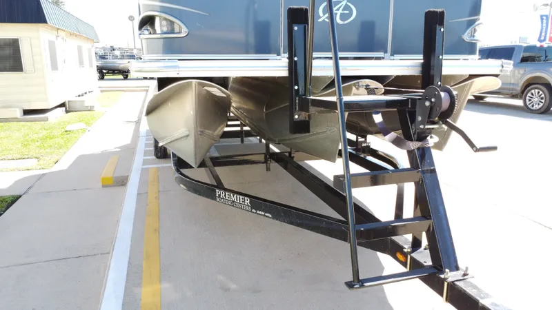 Slide: The Image of Avalon VNT 2080 QL 2022 - 30