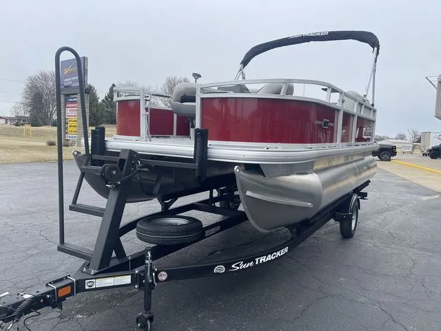 Slide: The Image of Sun Tracker Bass Buggy 16 XL Select 2026 - 5