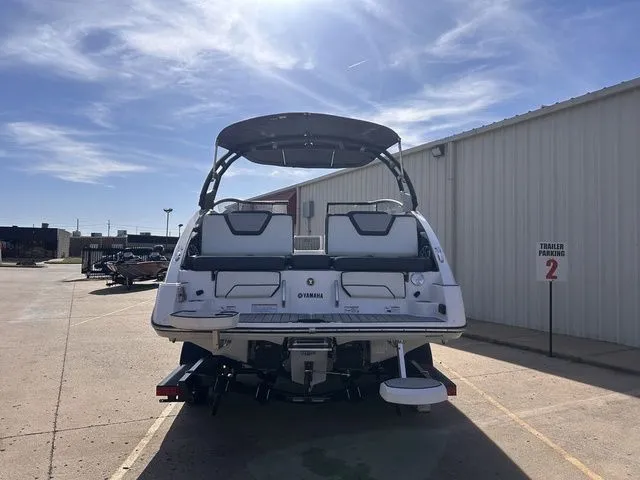 Slide: The Image of Yamaha 252S 2023 - 4