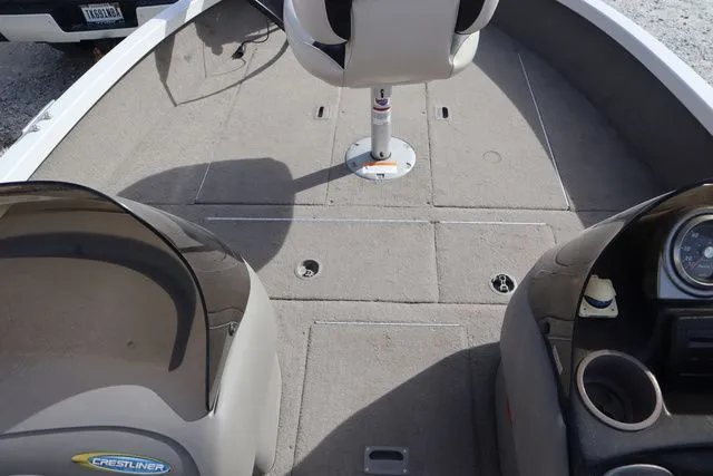 Slide: The Image of Crestliner 1750 Fish Hawk SC 2005 - 13