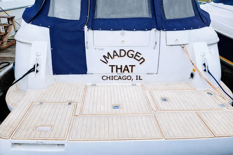 Slide: The Image of Rear view of a 2000 Cruisers Yachts 3672 Express in Chicago. - 4