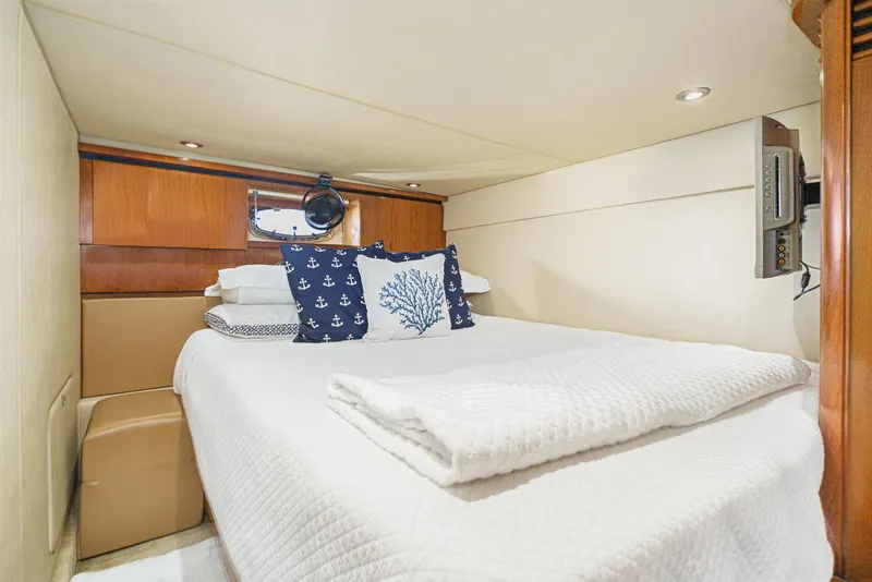 Slide: The Image of Sea Ray 480 Sundancer 2005 - 56