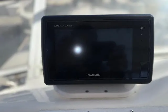 Slide: The Image of Engine compartment of a 1996 Sea Ray 400 Sedan Bridge boat. - 13