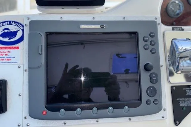 Slide: The Image of Mercury engine in 1996 Sea Ray 400 Sedan Bridge. - 14