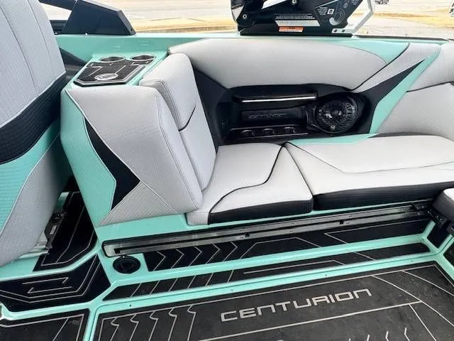 Slide: The Image of Centurion Ri237 2021 - 10