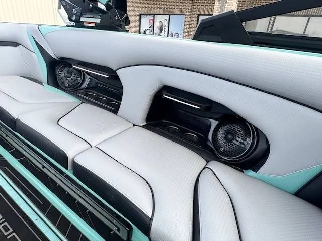 Slide: The Image of Centurion Ri237 2021 - 12