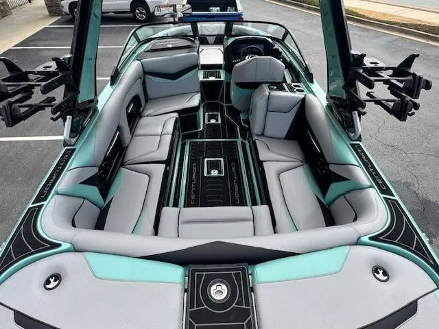 Slide: The Image of Centurion Ri237 2021 - 8