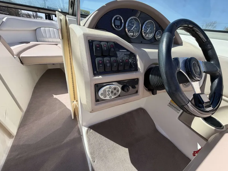 Slide: The Image of Regal 2200 Bowrider 2003 - 16