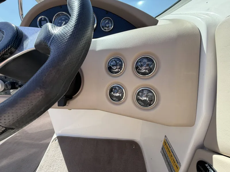 Slide: The Image of Regal 2200 Bowrider 2003 - 18