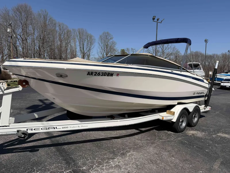 Slide: The Image of Regal 2200 Bowrider 2003 - 4
