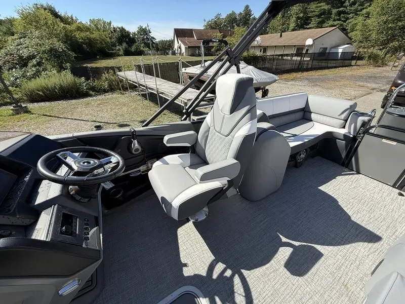 Slide: The Image of Avalon Catalina Quad 2025 - 11