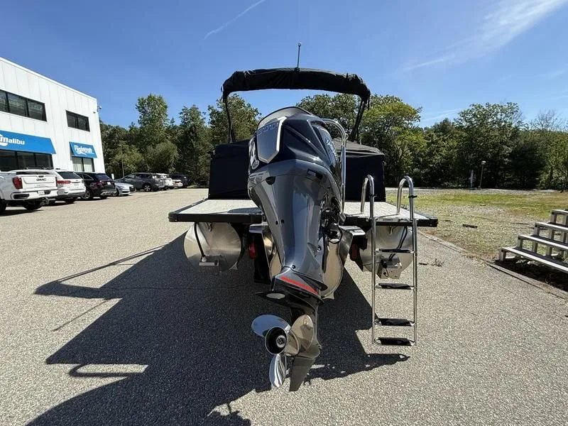 Slide: The Image of Avalon Catalina Quad 2025 - 26