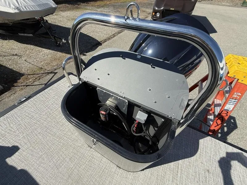 Slide: The Image of Avalon Catalina Quad 2025 - 9