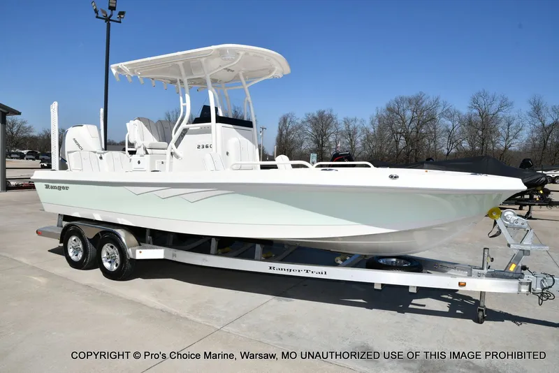 Slide: The Image of Ranger 2360 Bay w/300HP Mercury Verado 2025 - 100