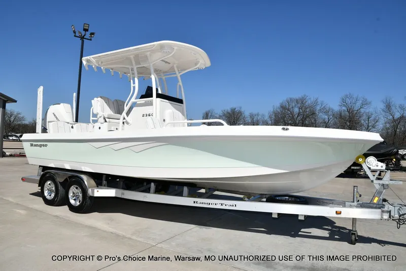 Slide: The Image of Ranger 2360 Bay w/300HP Mercury Verado 2025 - 101