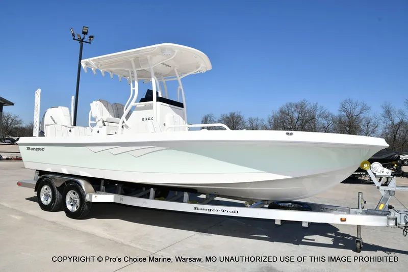 Slide: The Image of Ranger 2360 Bay w/300HP Mercury Verado 2025 - 104