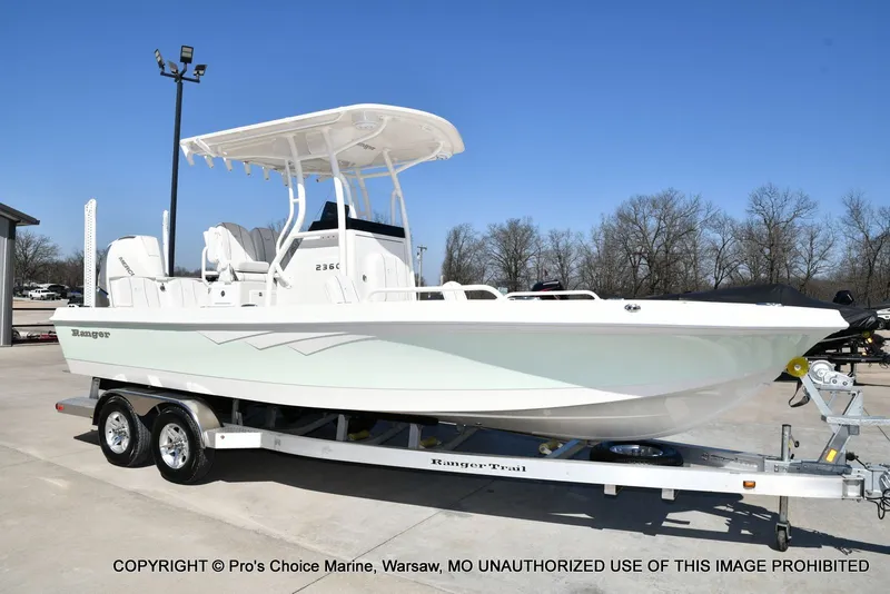 Slide: The Image of Ranger 2360 Bay w/300HP Mercury Verado 2025 - 105
