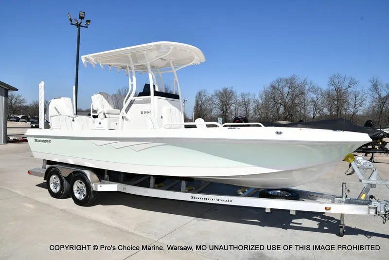 Slide: The Image of Ranger 2360 Bay w/300HP Mercury Verado 2025 - 107