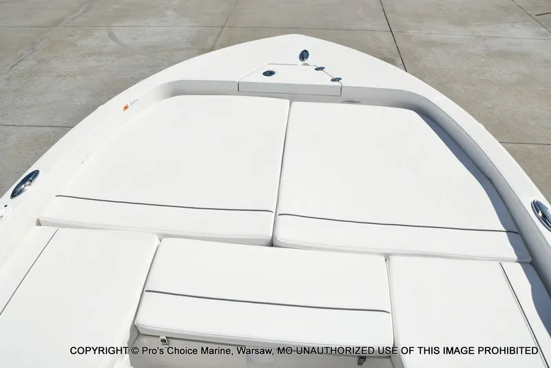 Slide: The Image of Ranger 2360 Bay w/300HP Mercury Verado 2025 - 11